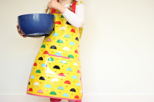 Free Tutorial : Quick child's laminated cotton apron