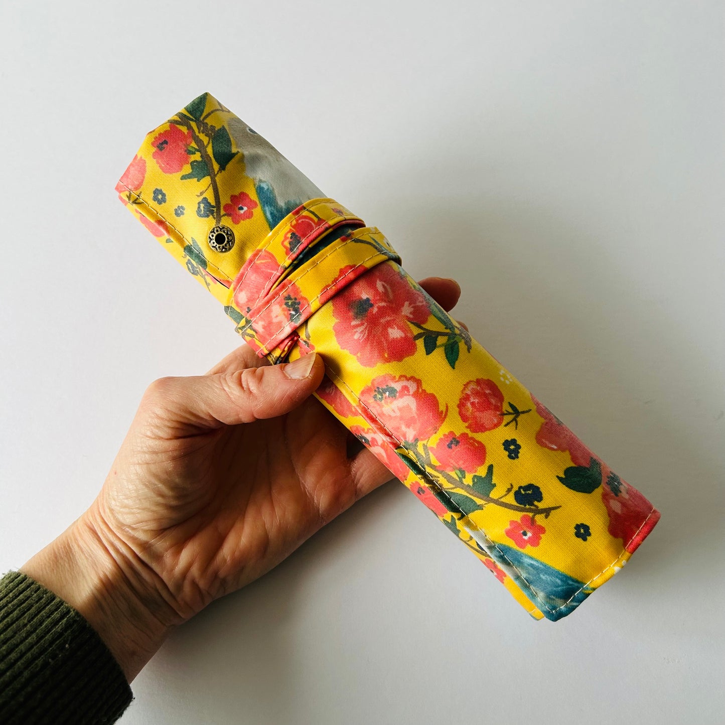 Love Birds Artist Brush Roll - Small