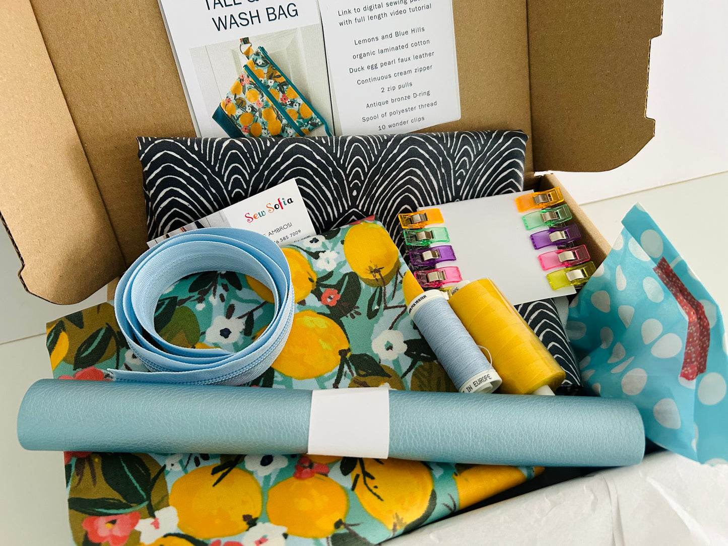 Sew Your Own kit - Lemons Toiletry Bag