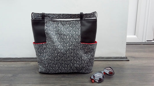 Put on the red light, Roxanne!