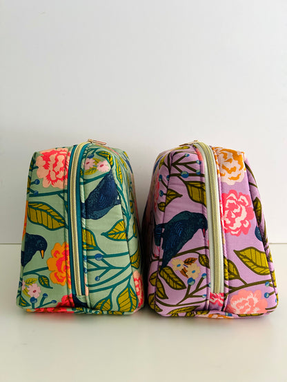 The Busy Bagmaker Subscription Box