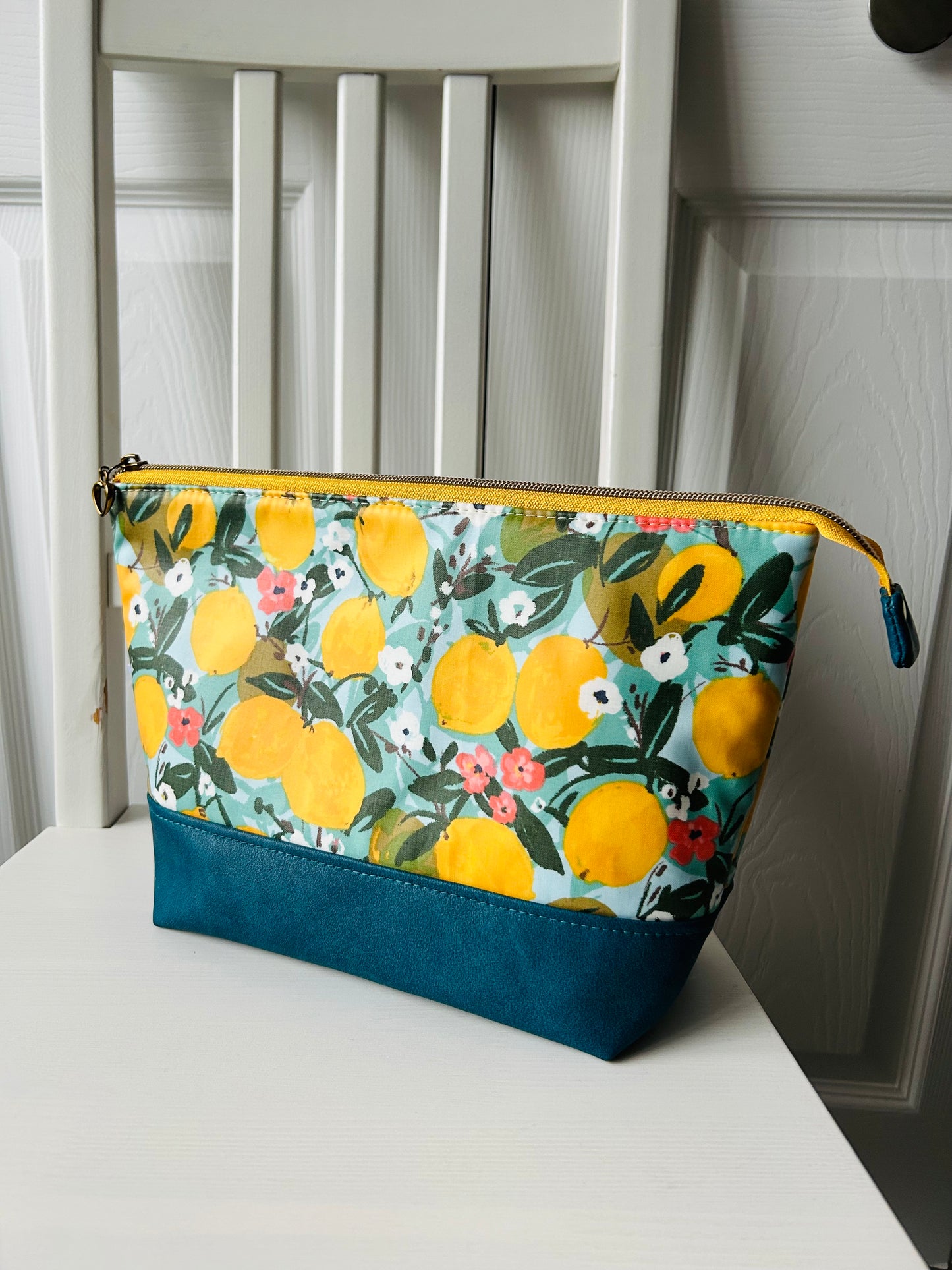 Lemons jumbo waterproof toiletry bag