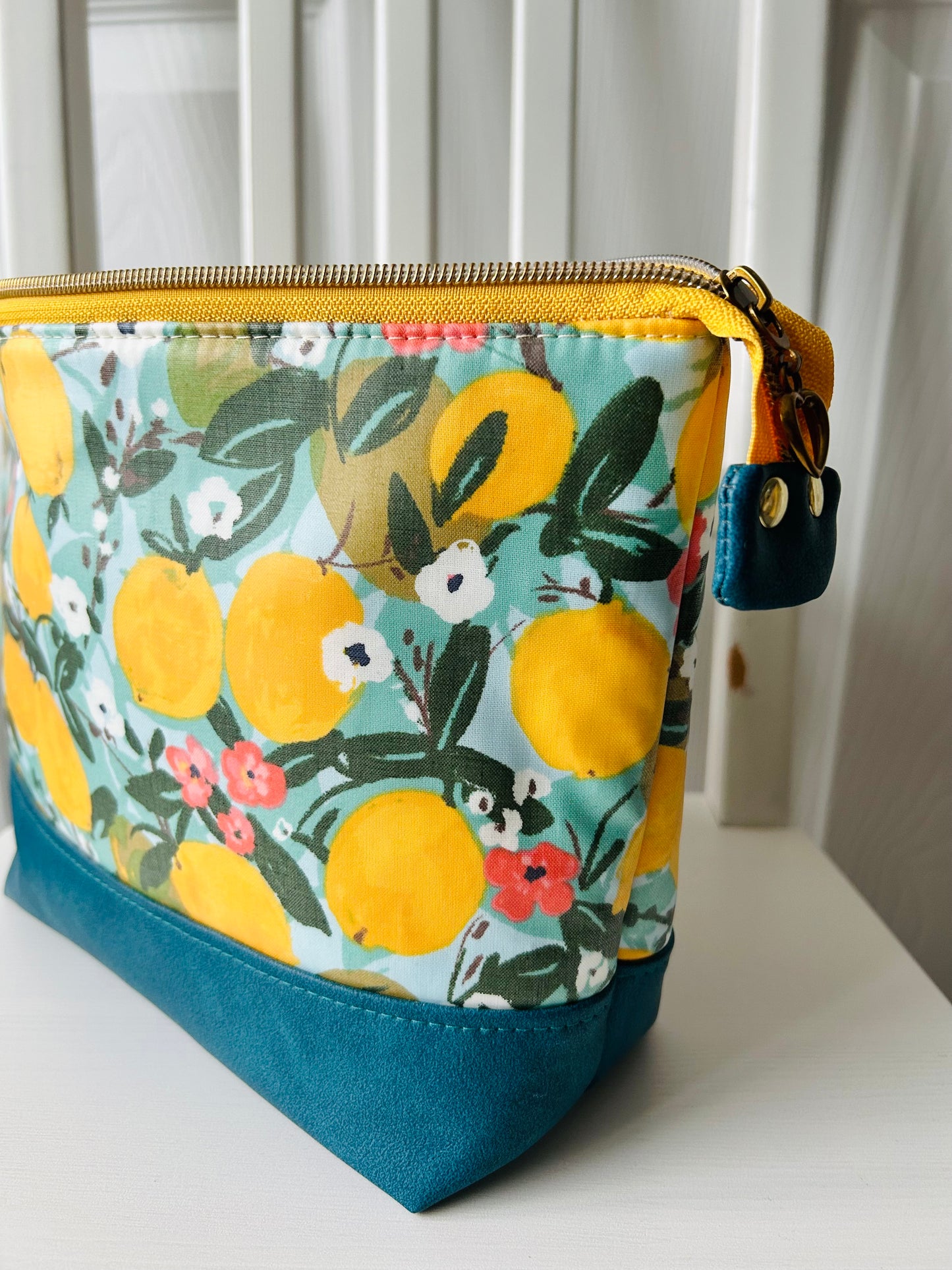 Lemons jumbo waterproof toiletry bag