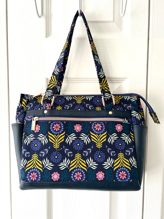 The Busy Bagmaker Subscription Box