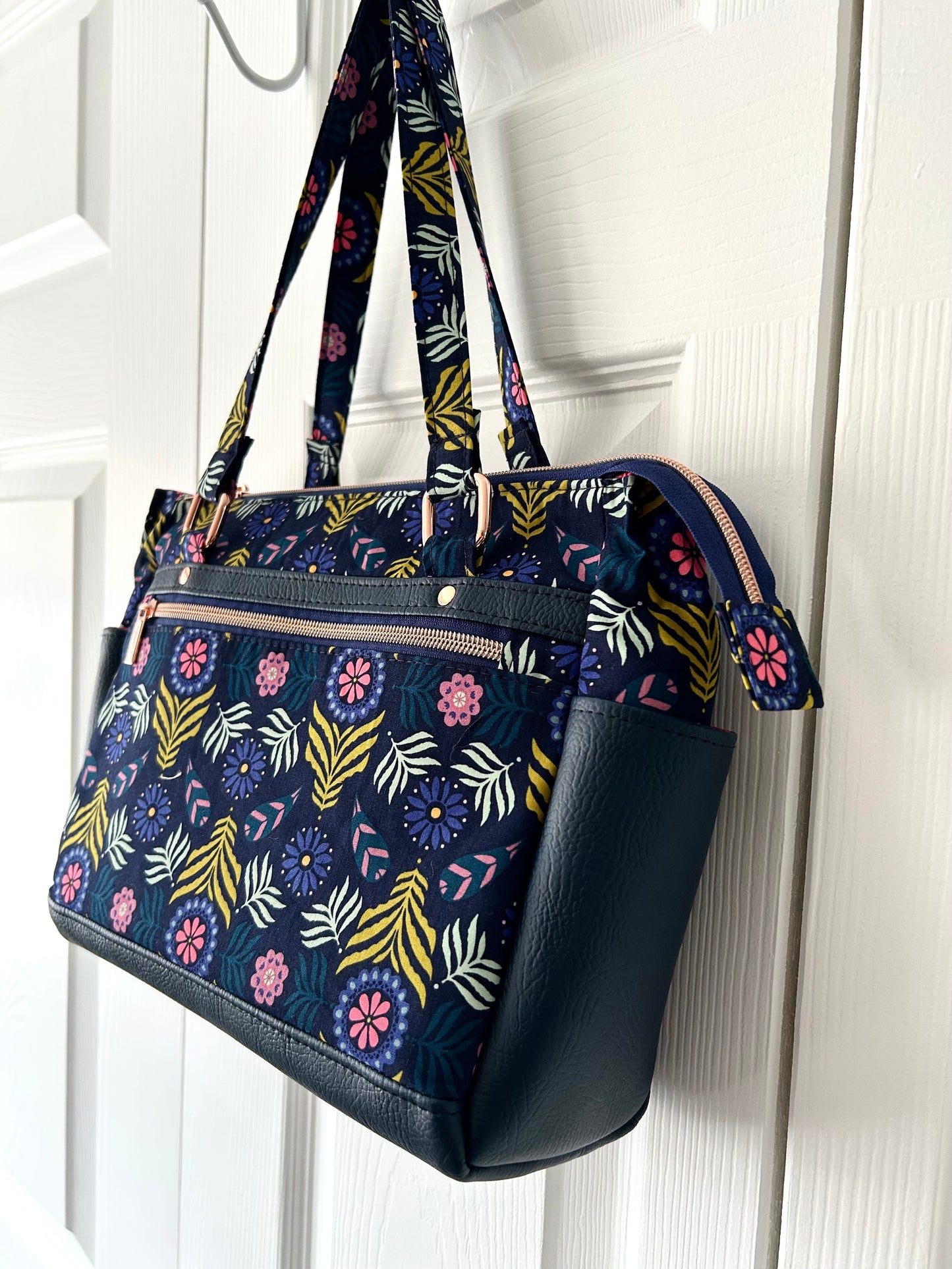 The Busy Bagmaker Subscription Box