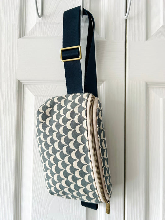 Waves waist or crossbody bag